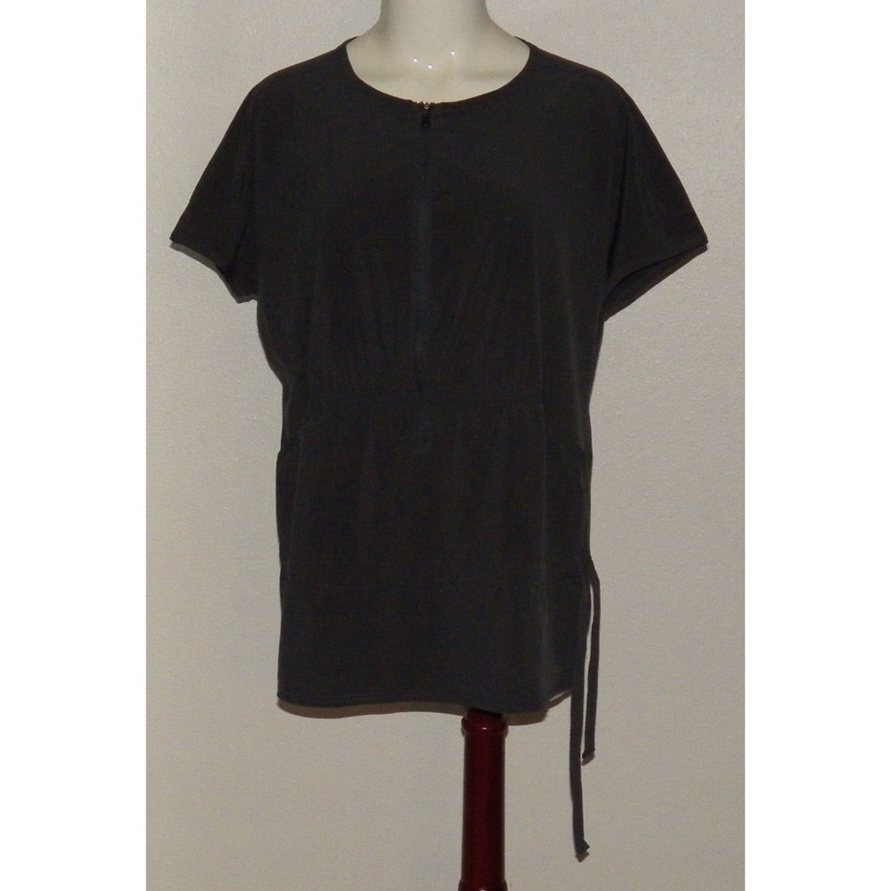 Columbia Sportswear Women Shirt Size Medium Gray Charcoal Short Sleeve Athletic